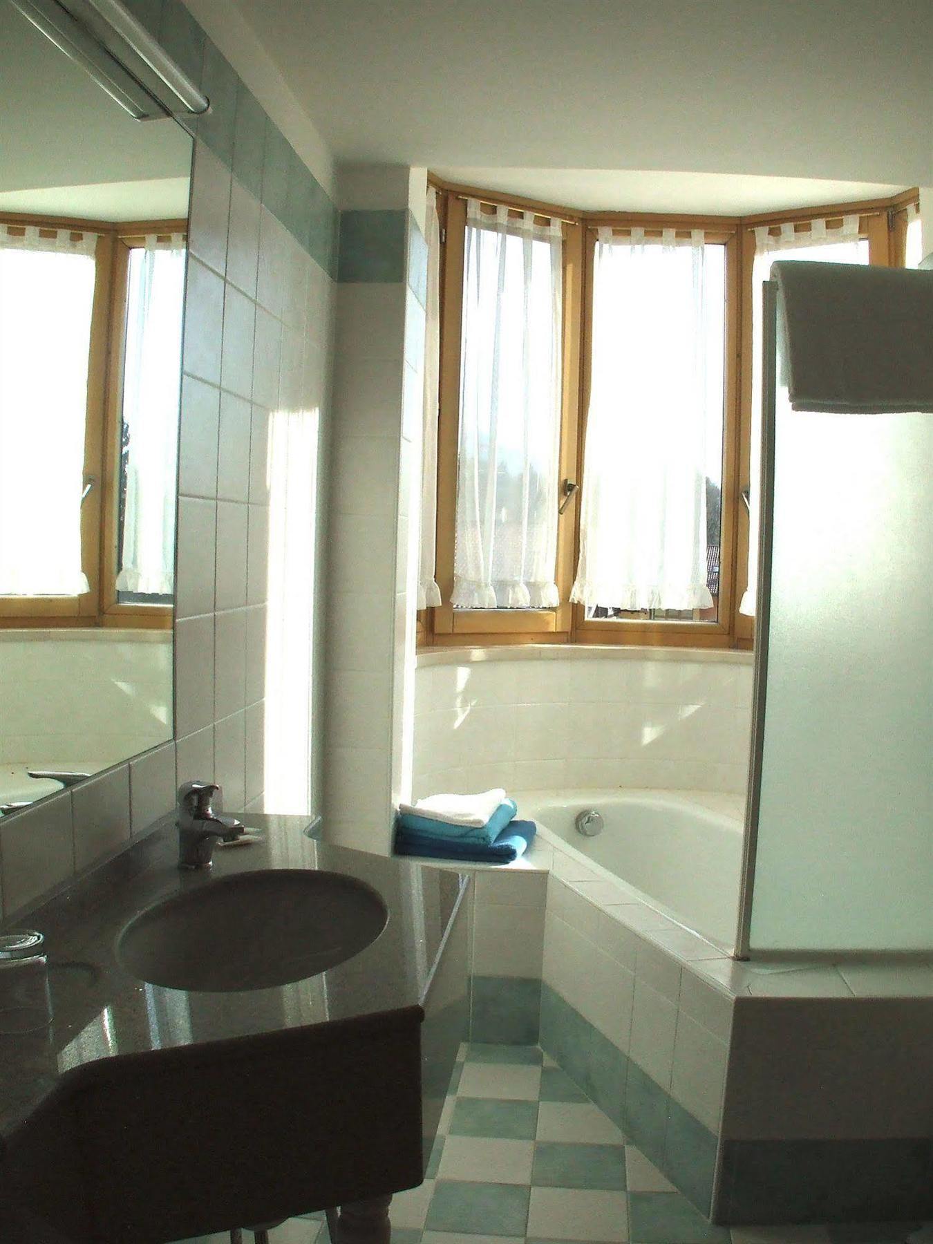 Club Hotel Tenno Buitenkant foto