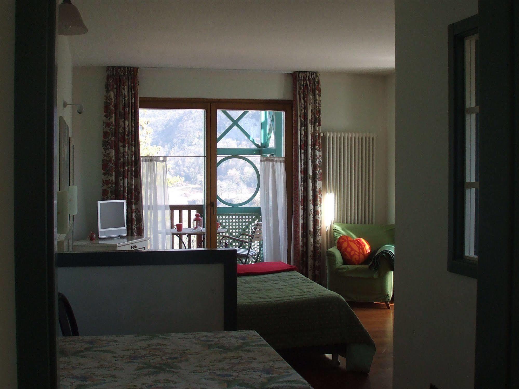 Club Hotel Tenno Buitenkant foto